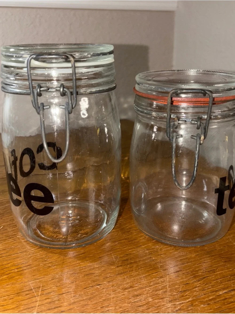 Vintage Coffee And Tea Glass Canisters Wire Lid Lock Gaskets 1L And 3/4L